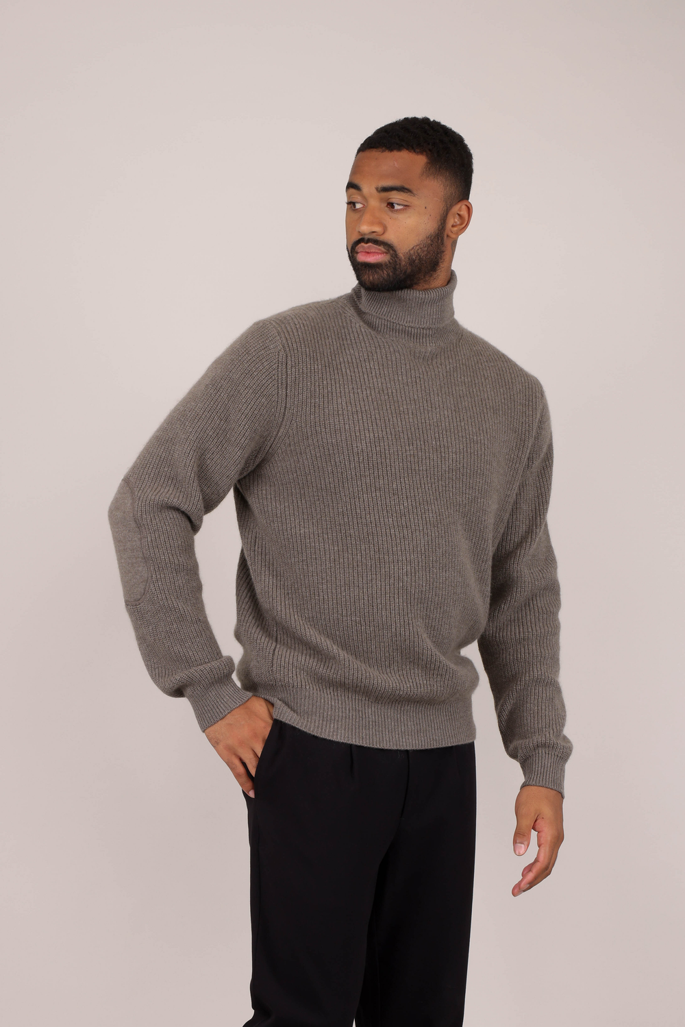 Urban Pioneers Male Ade Turtleneck SWEATER MID BROWN