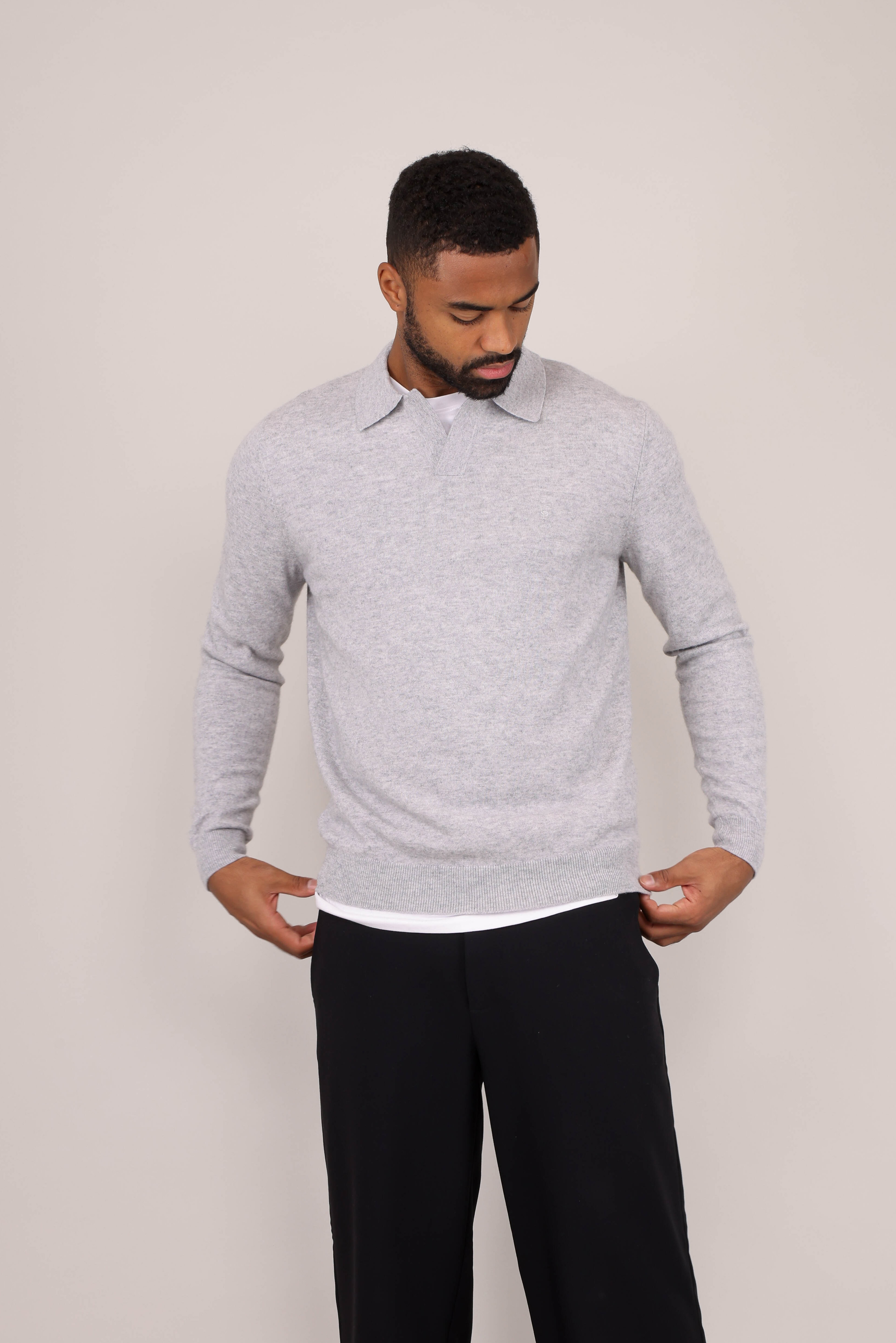 Urban Pioneers Male Adebayo Sweater SWEATER LIGHT GREY MELANGE