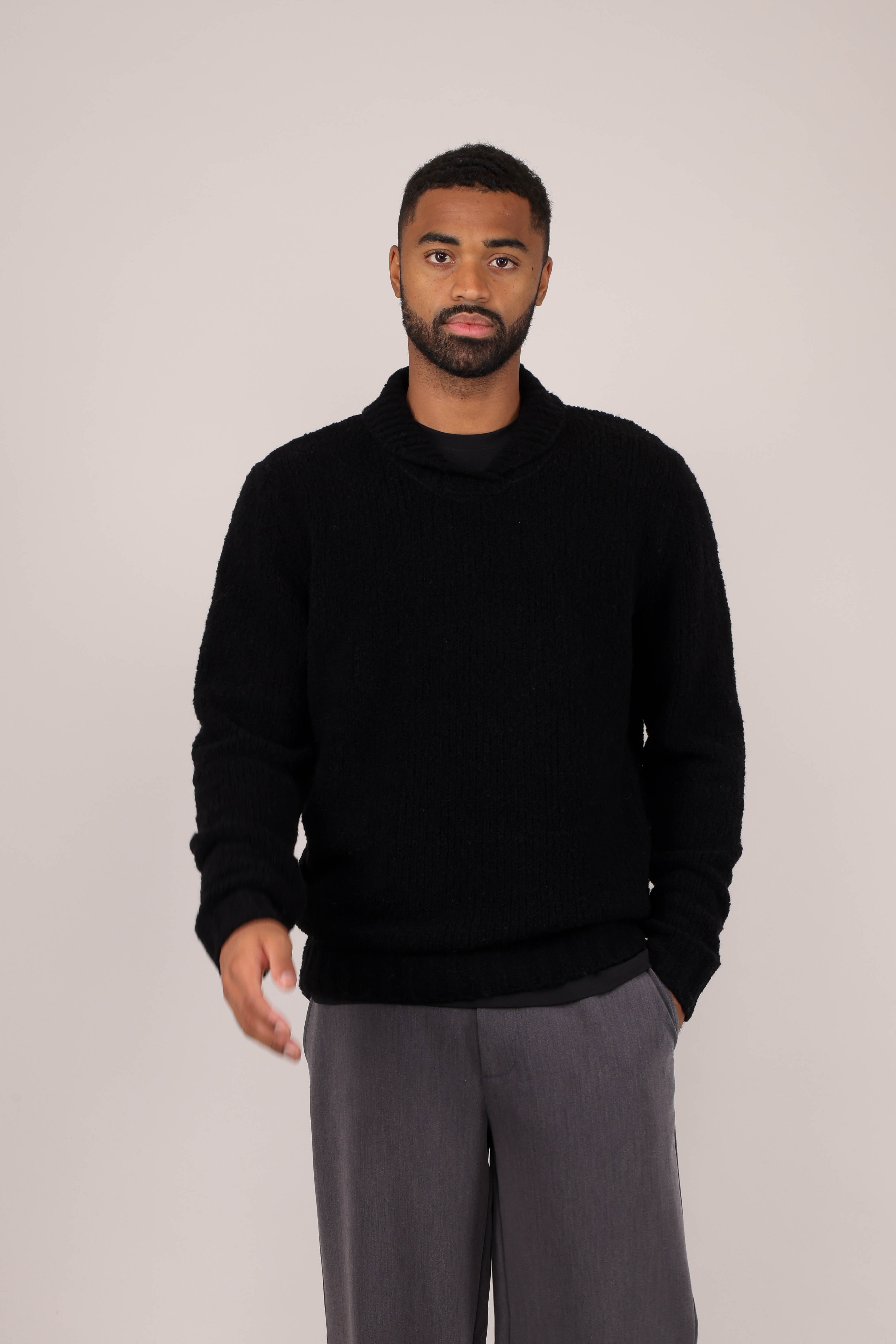Urban Pioneers Male Adisa Sweater SWEATER BLACK