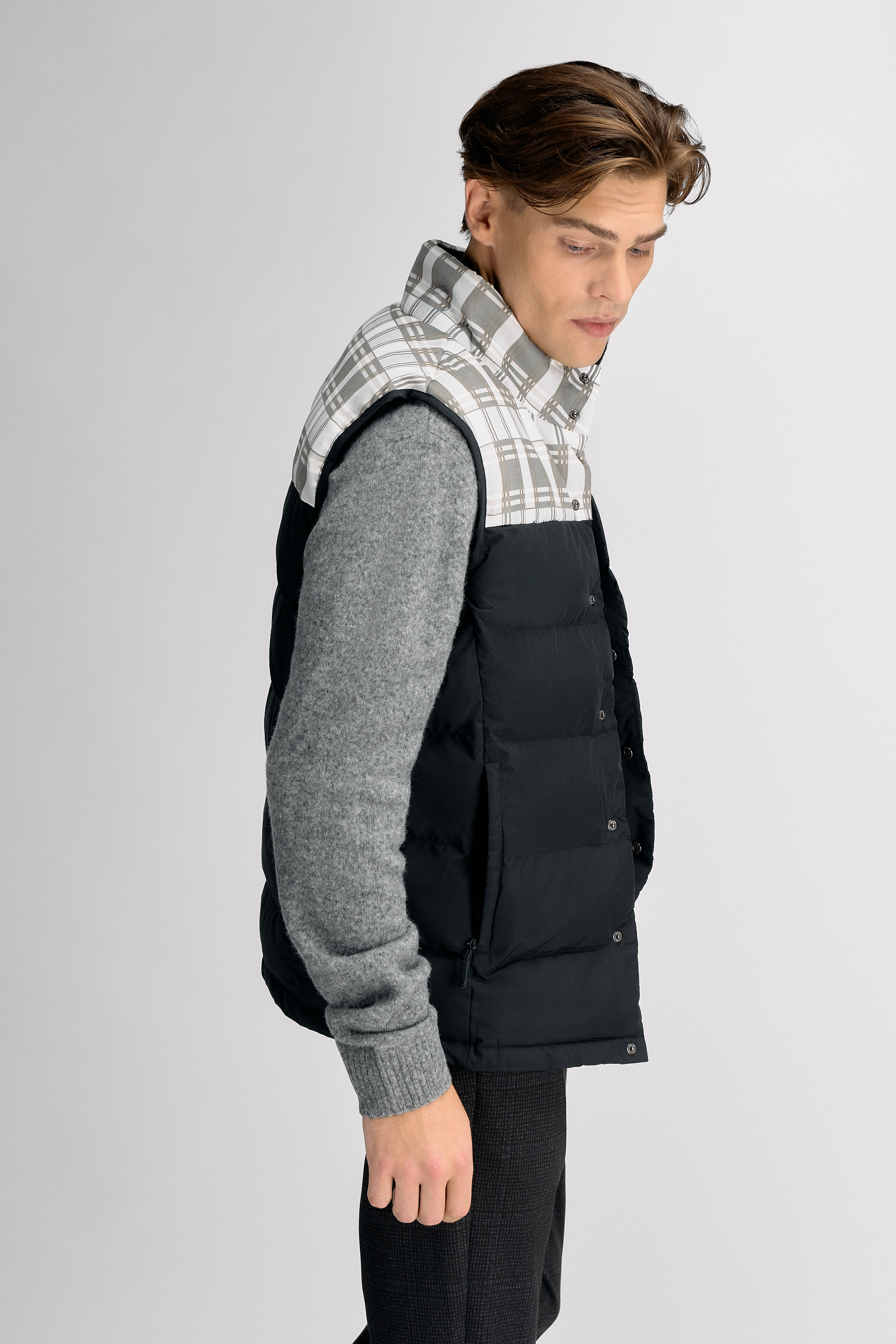 Urban Pioneers Male Alessio Vest VEST BLACK