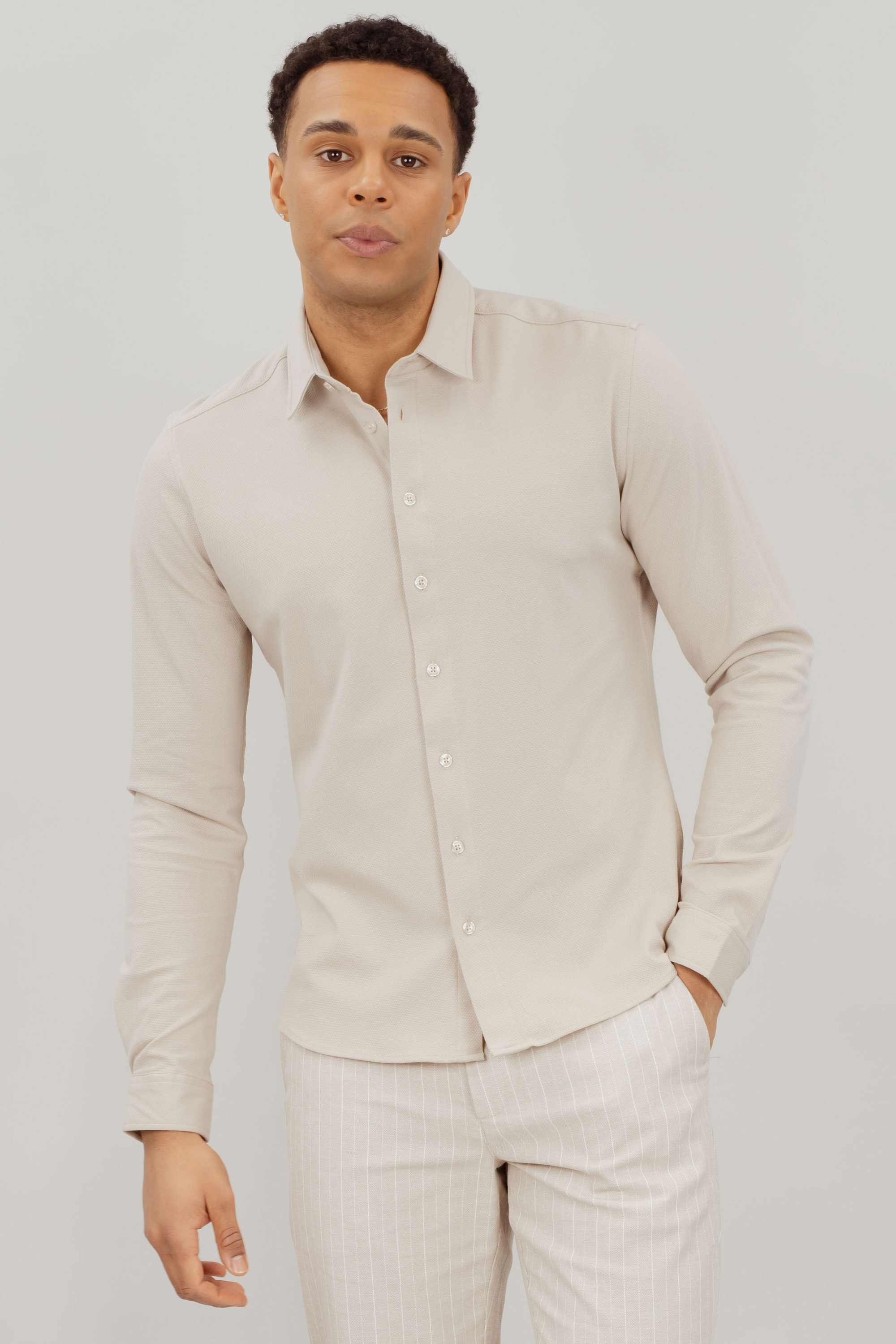 Urban Pioneers Male Alve LS Shirt SHIRT LIGHT SAND