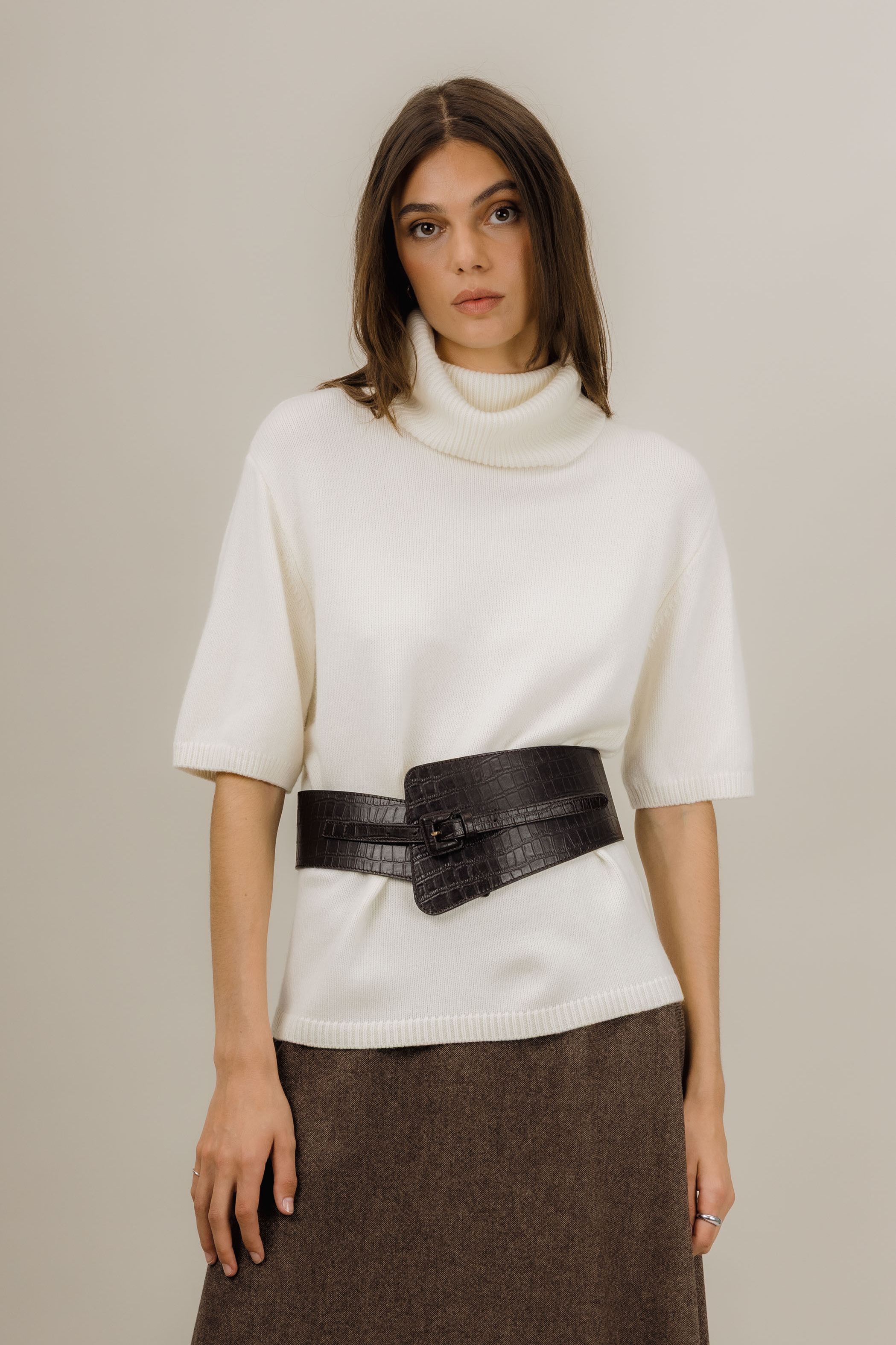 Urban Pioneers Female Arwyn SS Turtleneck SWEATER CREAM