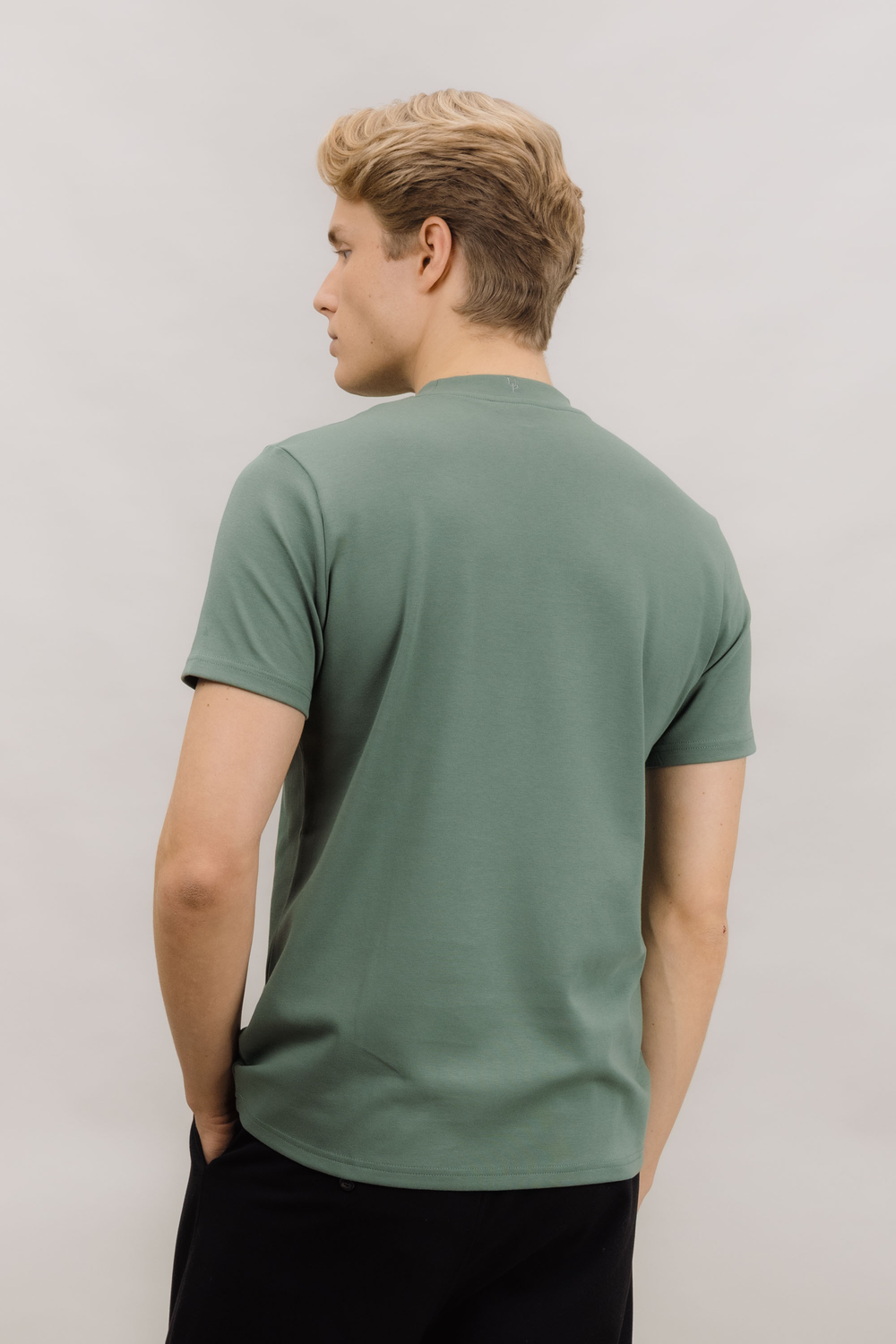 Urban Pioneers Male Bruno Tee T-SHIRT DARK FOREST