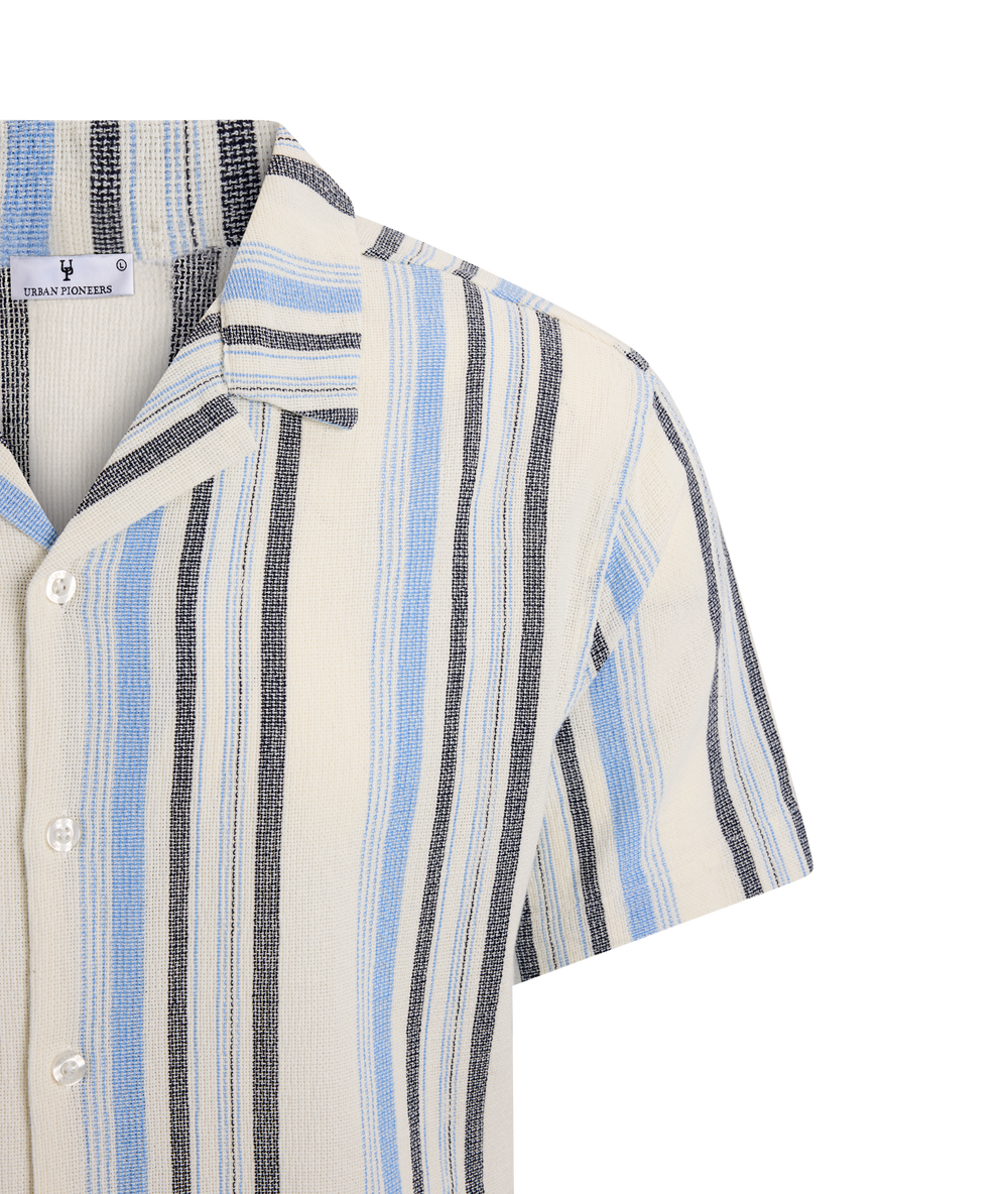 Urban Pioneers Male Carmelo SS Shirt SS SHIRT BLUE MULTI