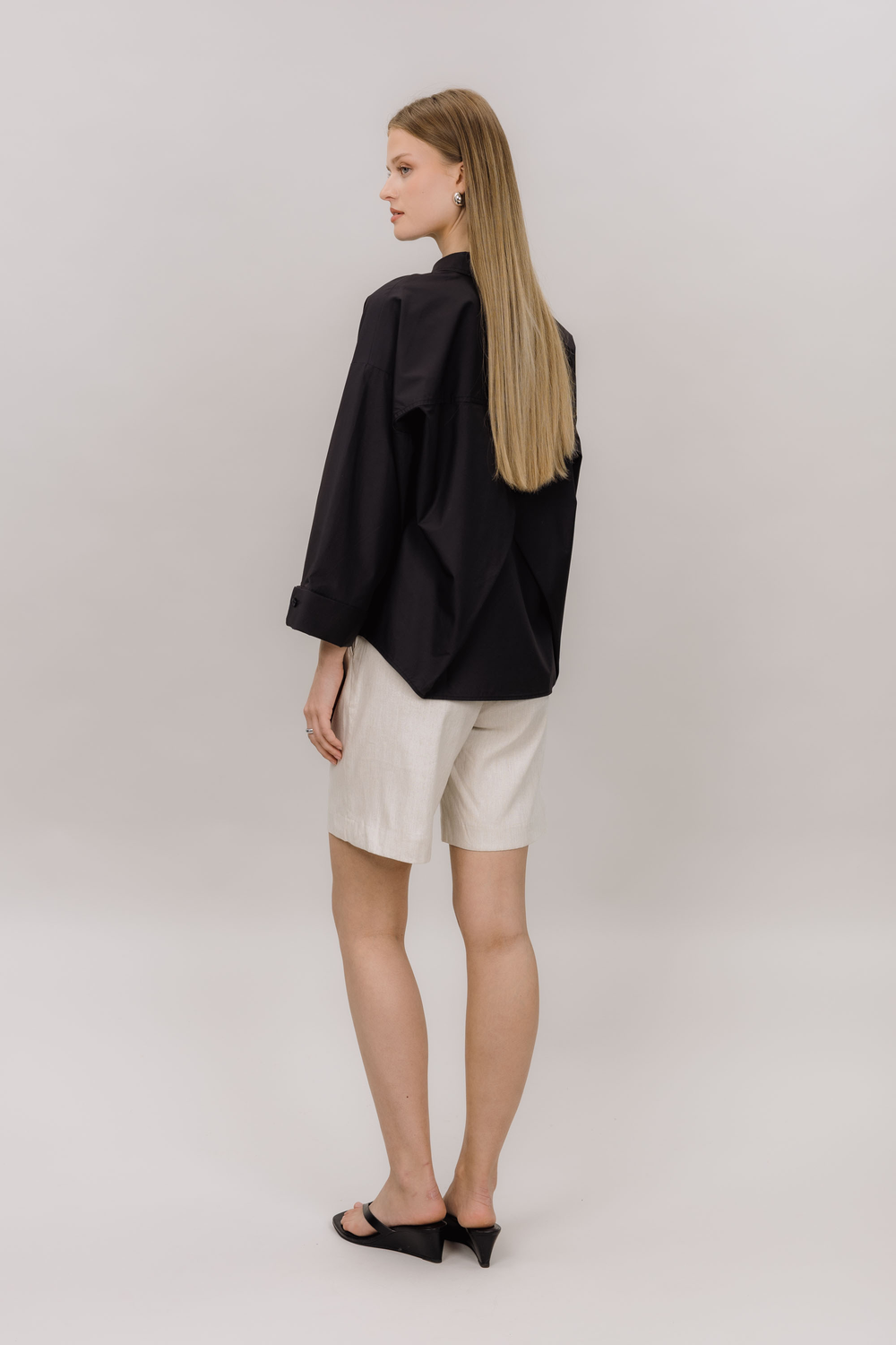 Urban Pioneers Female Clary Shorts SHORTS SAND