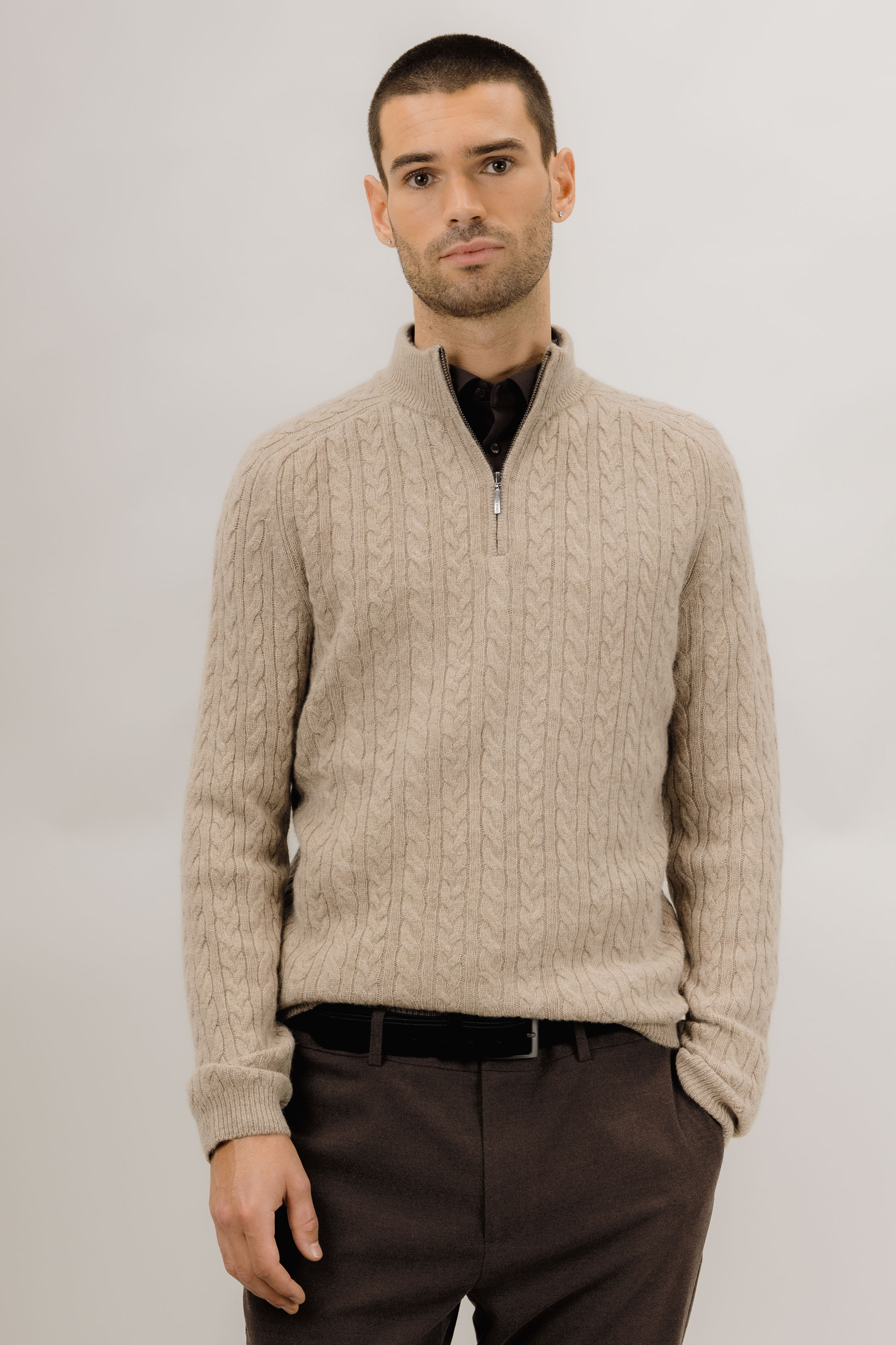 Urban Pioneers Male Edward Half-Zip SWEATER