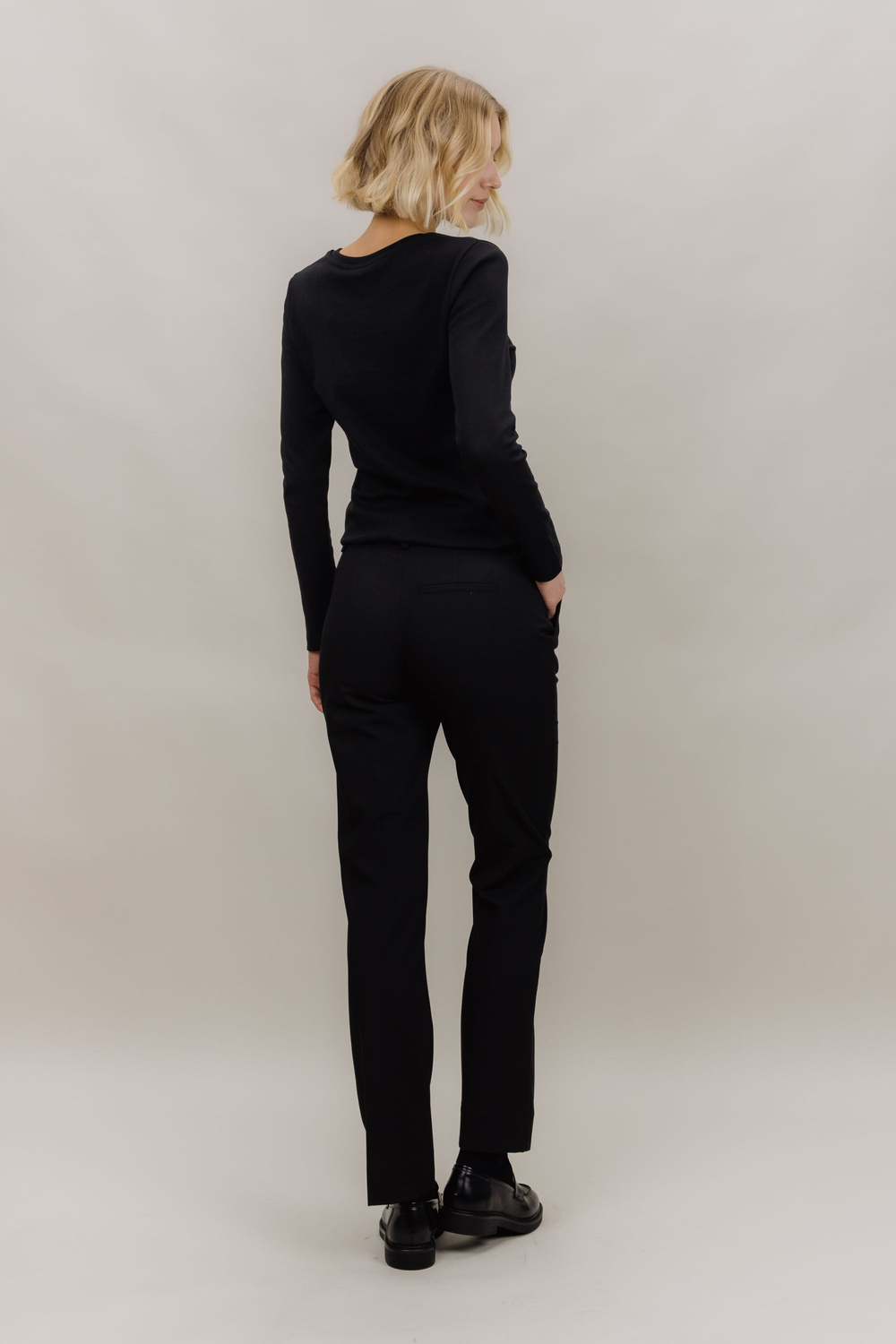 Urban Pioneers Female Erato Pants PANTS BLACK
