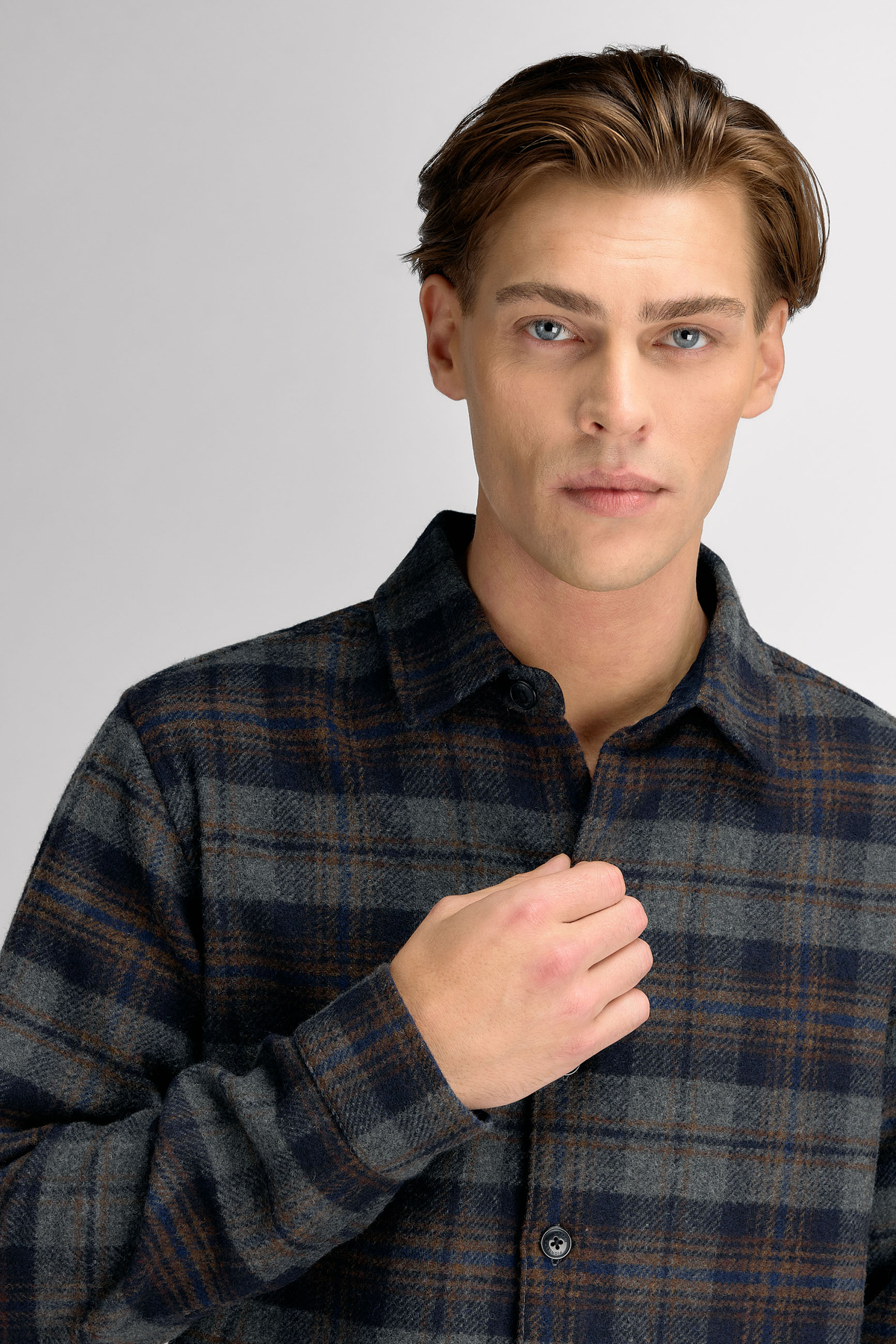 Urban Pioneers Male Felix LS Shirt SHIRT NAVY CHECK