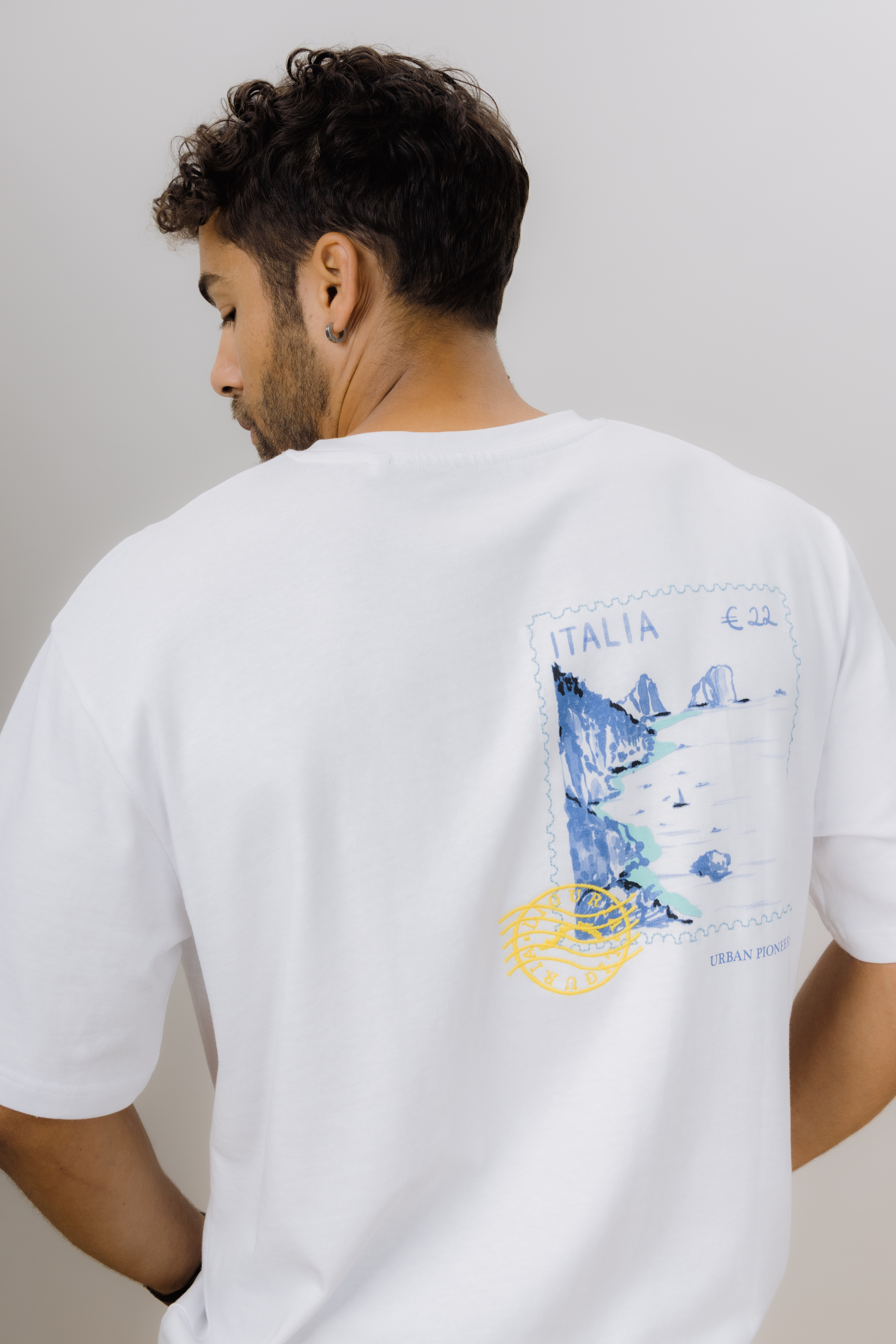 Urban Pioneers Male Flavio Tee T-SHIRT WHITE LA VITA
