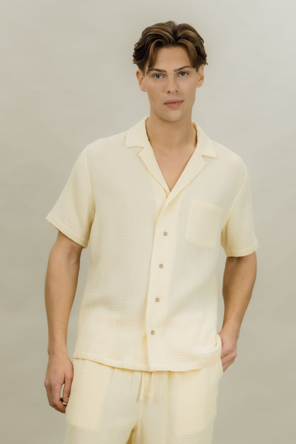 Urban Pioneers Male Giorgio SS Shirt SS SHIRT PALE YELLOW