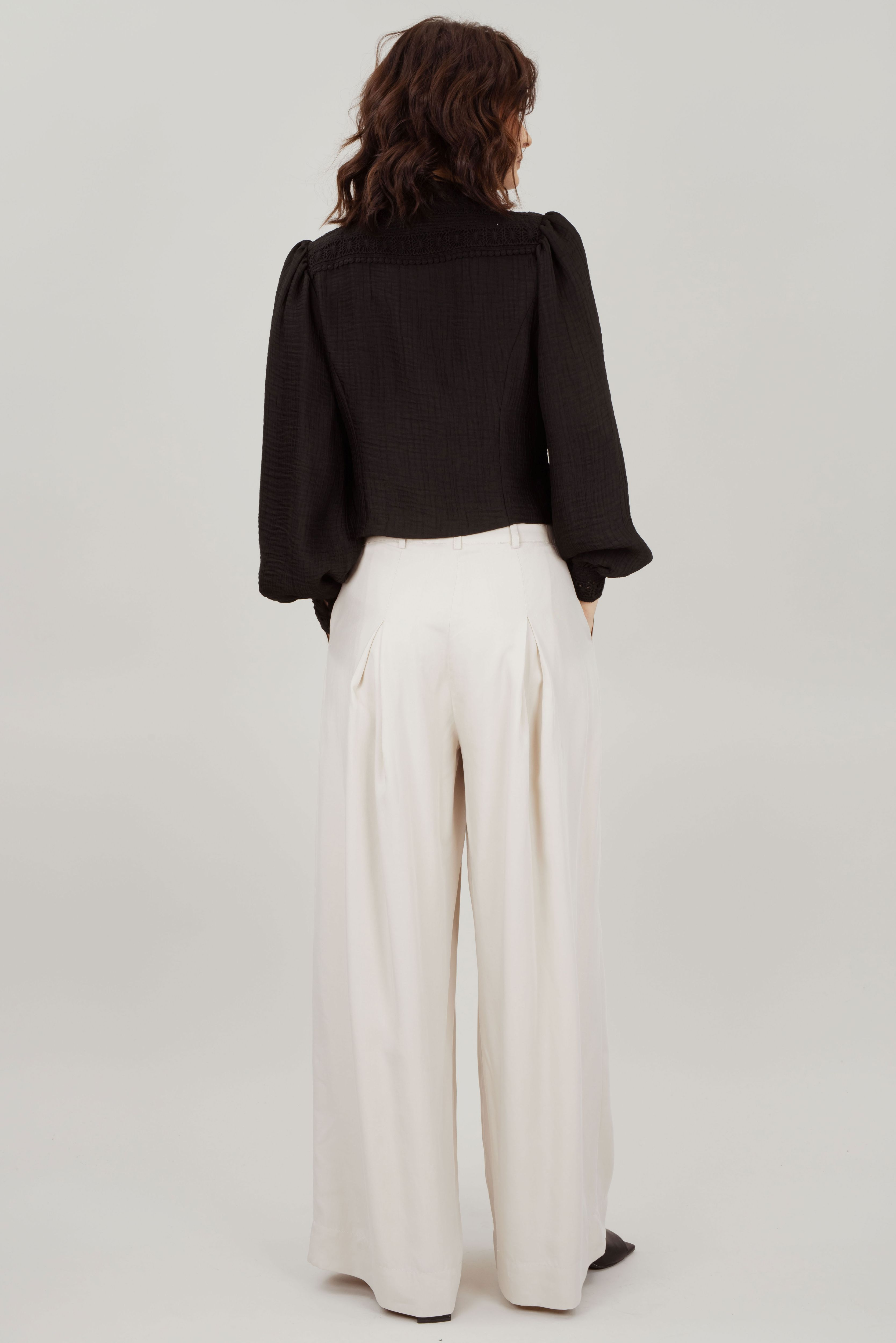 Urban Pioneers Female Hedwig Pants PANTS LIGHT SAND