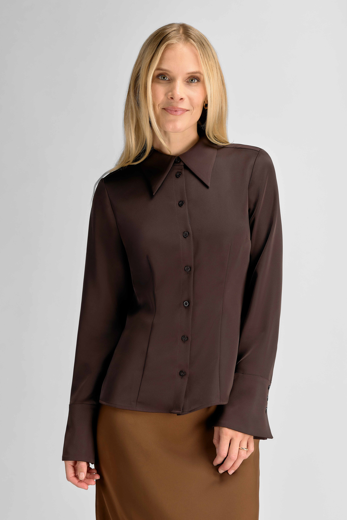 Urban Pioneers Female Jacinda Shirt BLOUSE BLACK COFFEE
