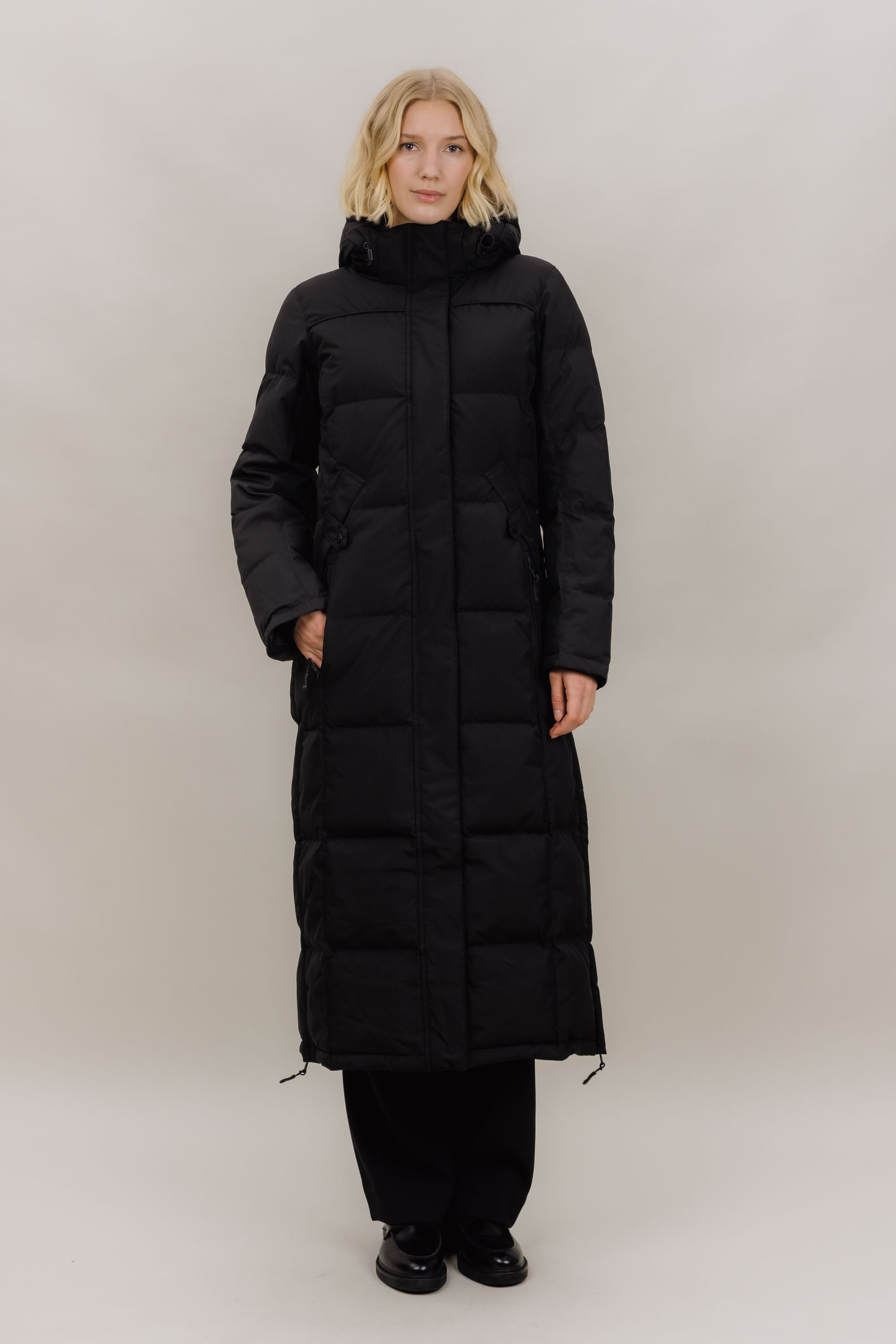 Urban Pioneers Female Laya Down Coa COAT BLACK