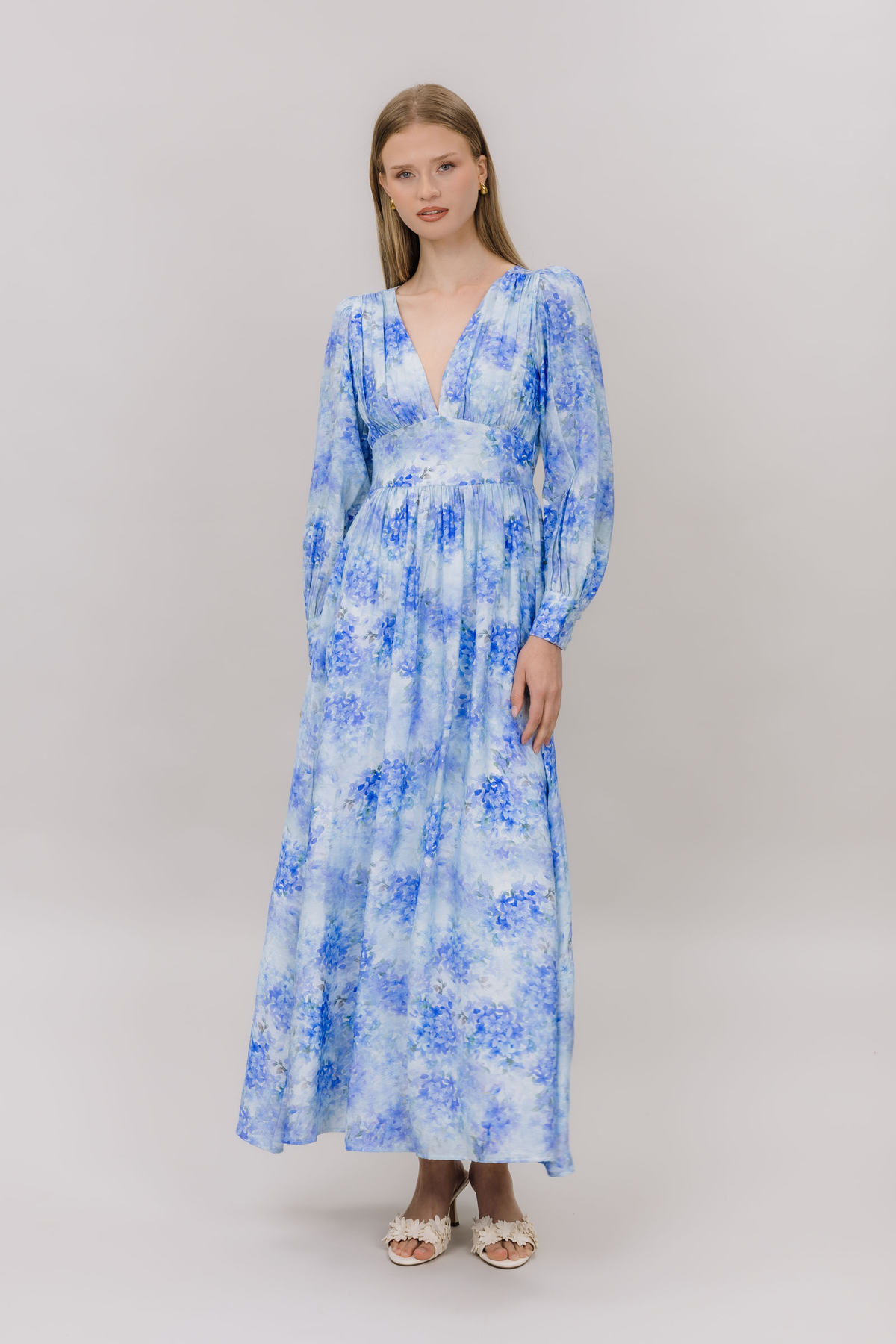 Urban Pioneers Female Livorno Dress DRESS BLUE FLOWER AOP