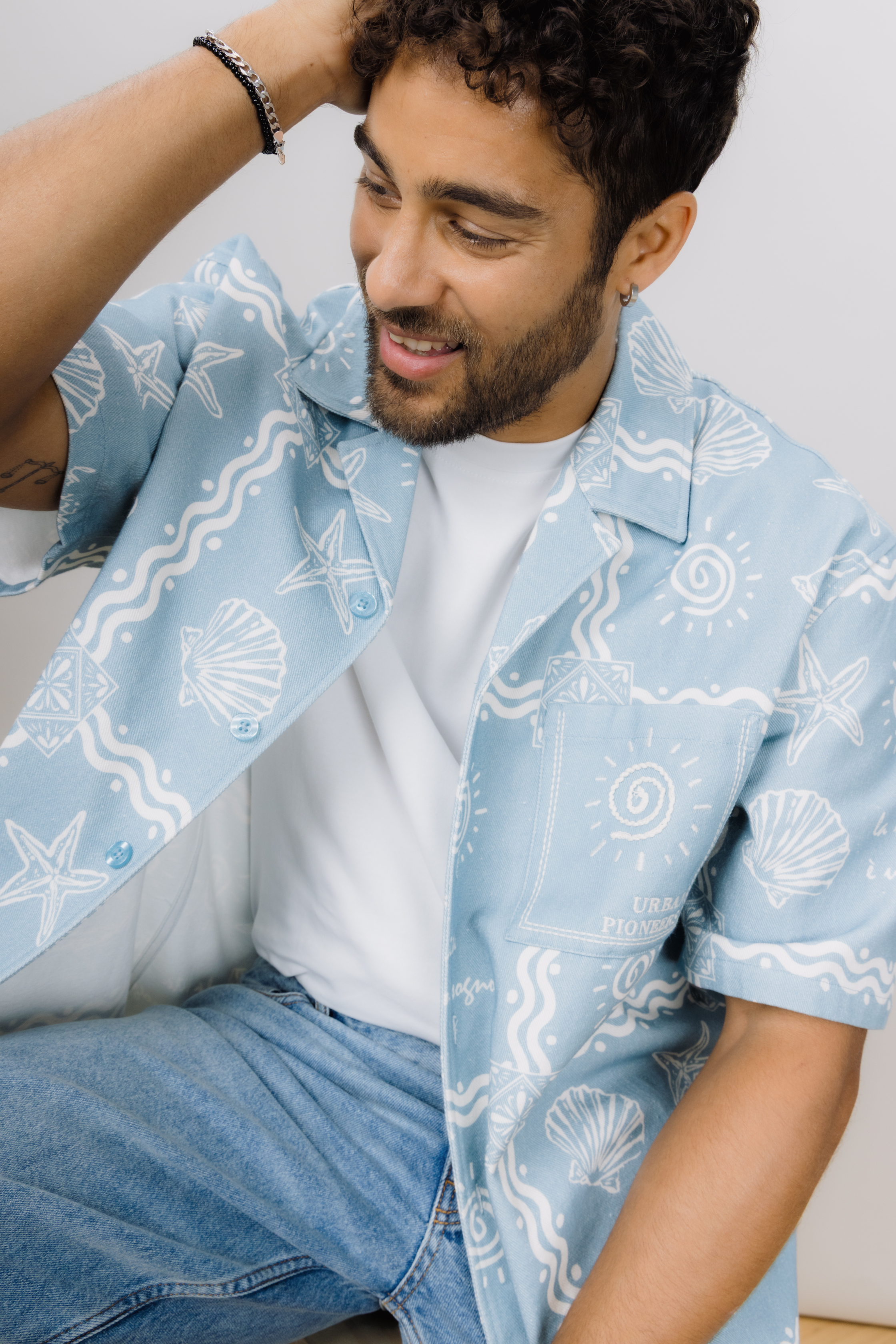 Urban Pioneers Male Loic SS Shirt SS SHIRT LIGHT DENIM AOP