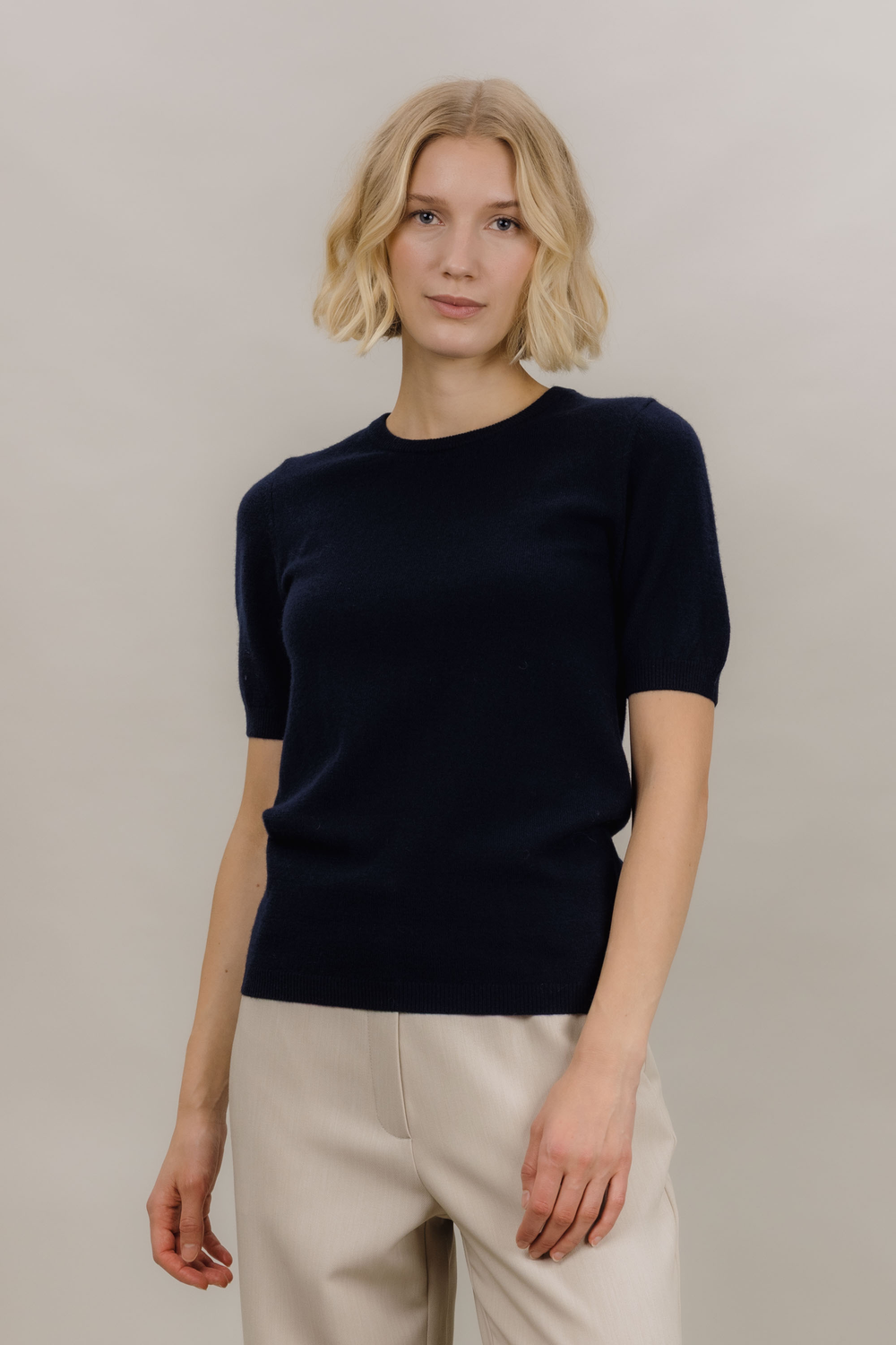 Urban Pioneers Female Mertina SS Top SWEATER NAVY