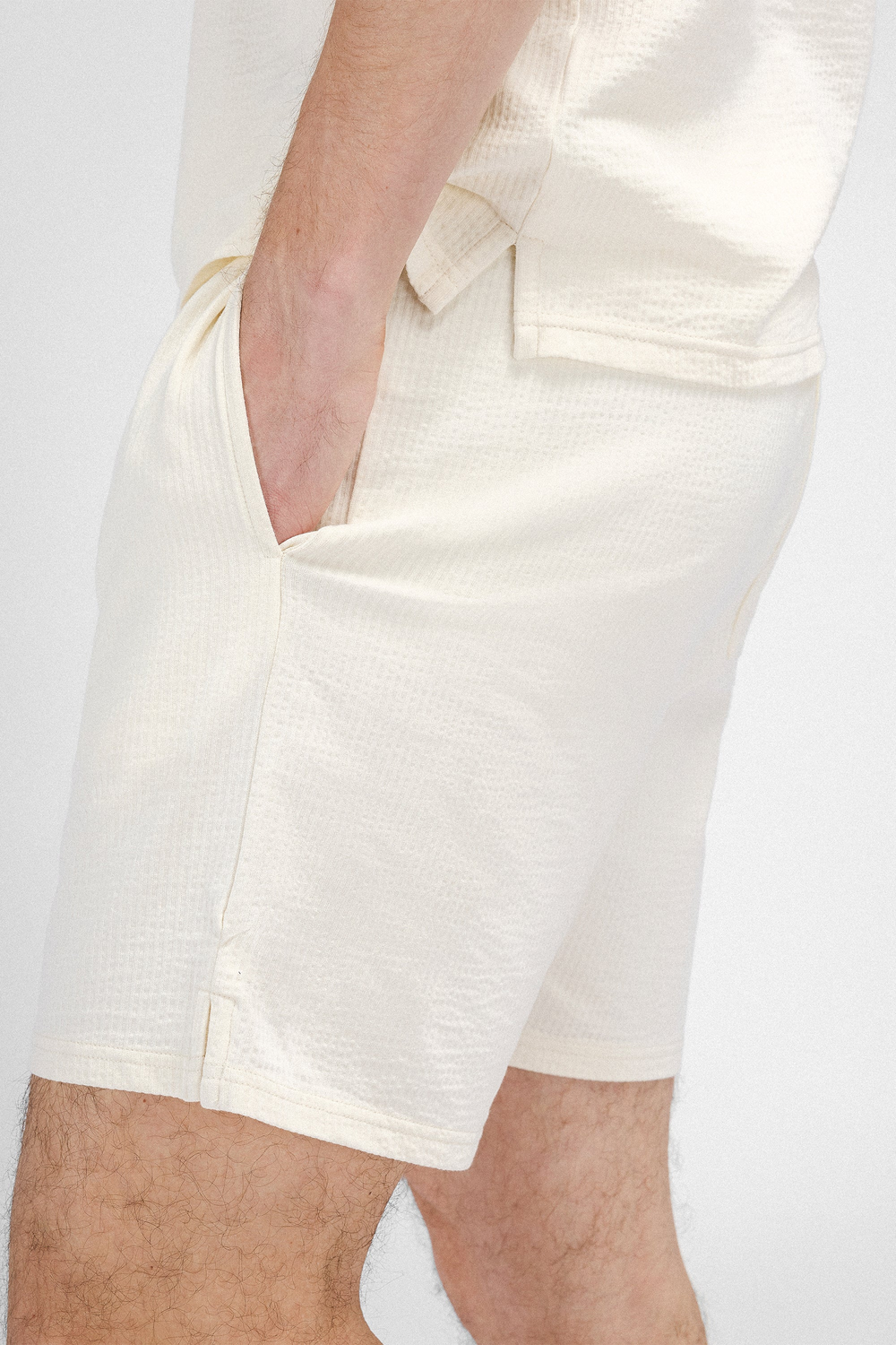 Urban Pioneers Male Mirco Shorts SHORTS CREAM