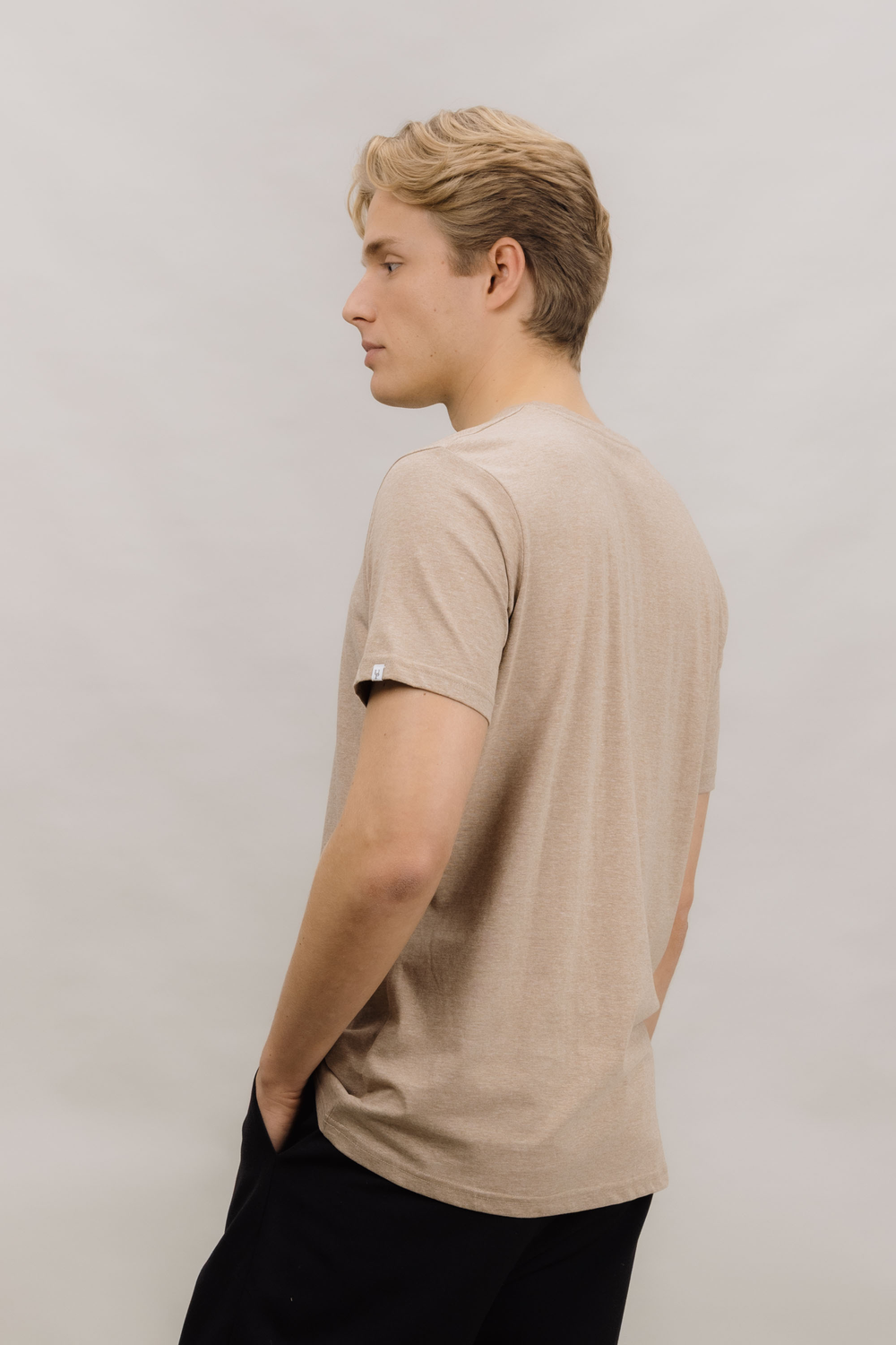 Urban Pioneers Male Niklas Basic Tee T-SHIRT LIGHT BROWN