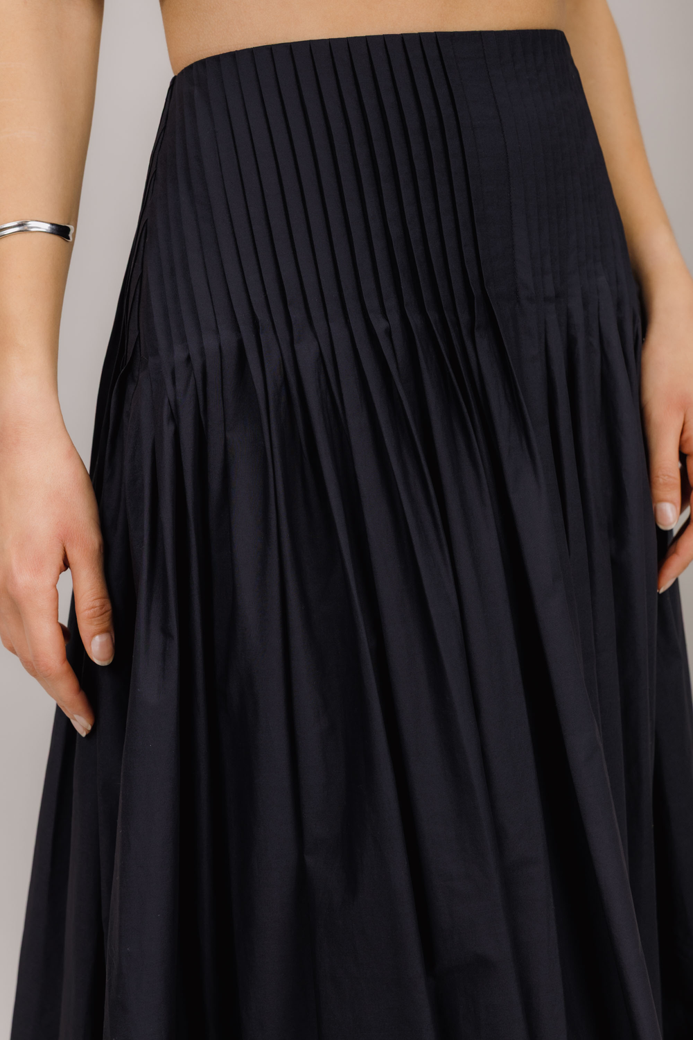 Urban Pioneers Female Noemi Skirt SKIRT BLACK