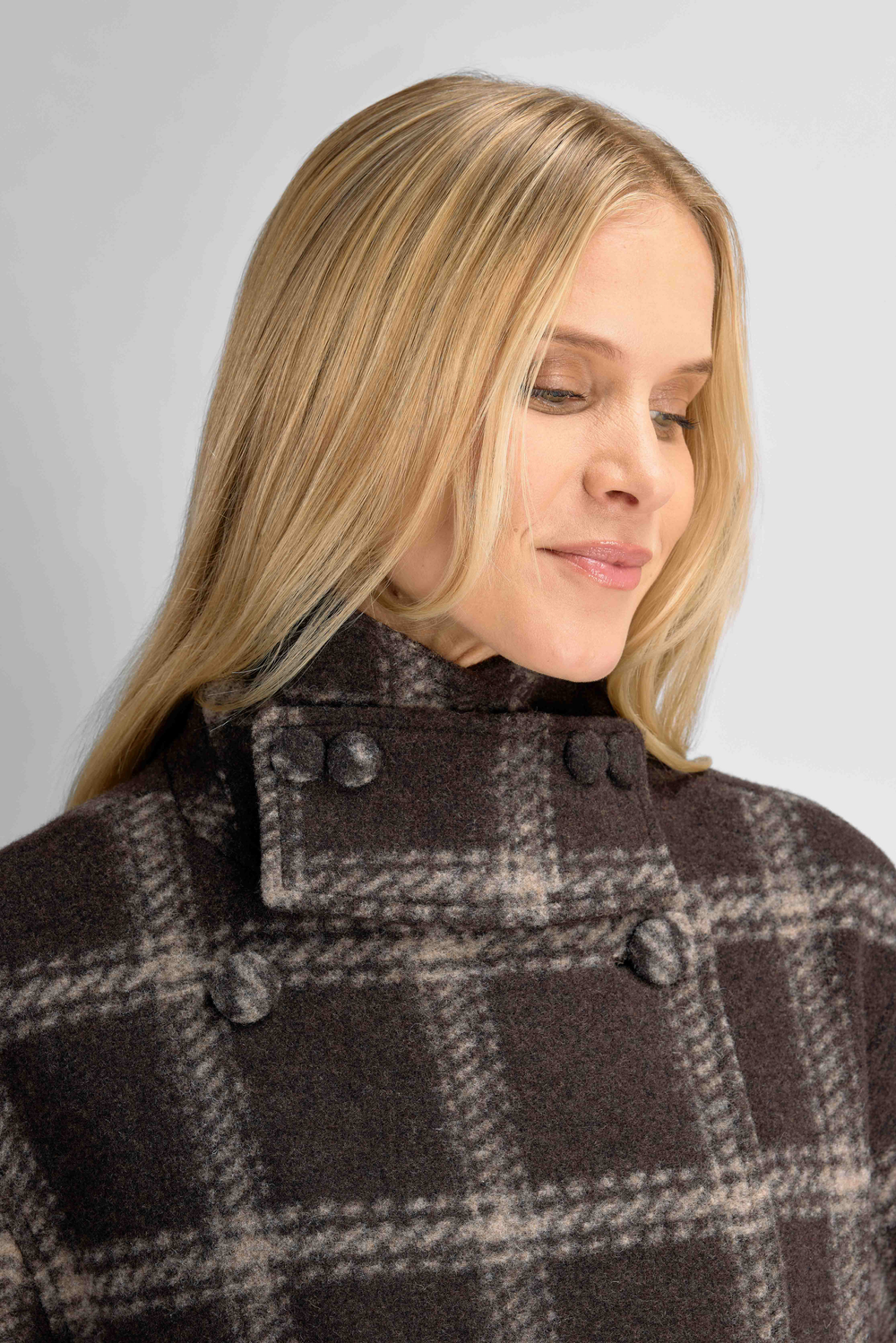 Urban Pioneers Female Nora Trenchcoat COAT BLACK COFFEE CHECK