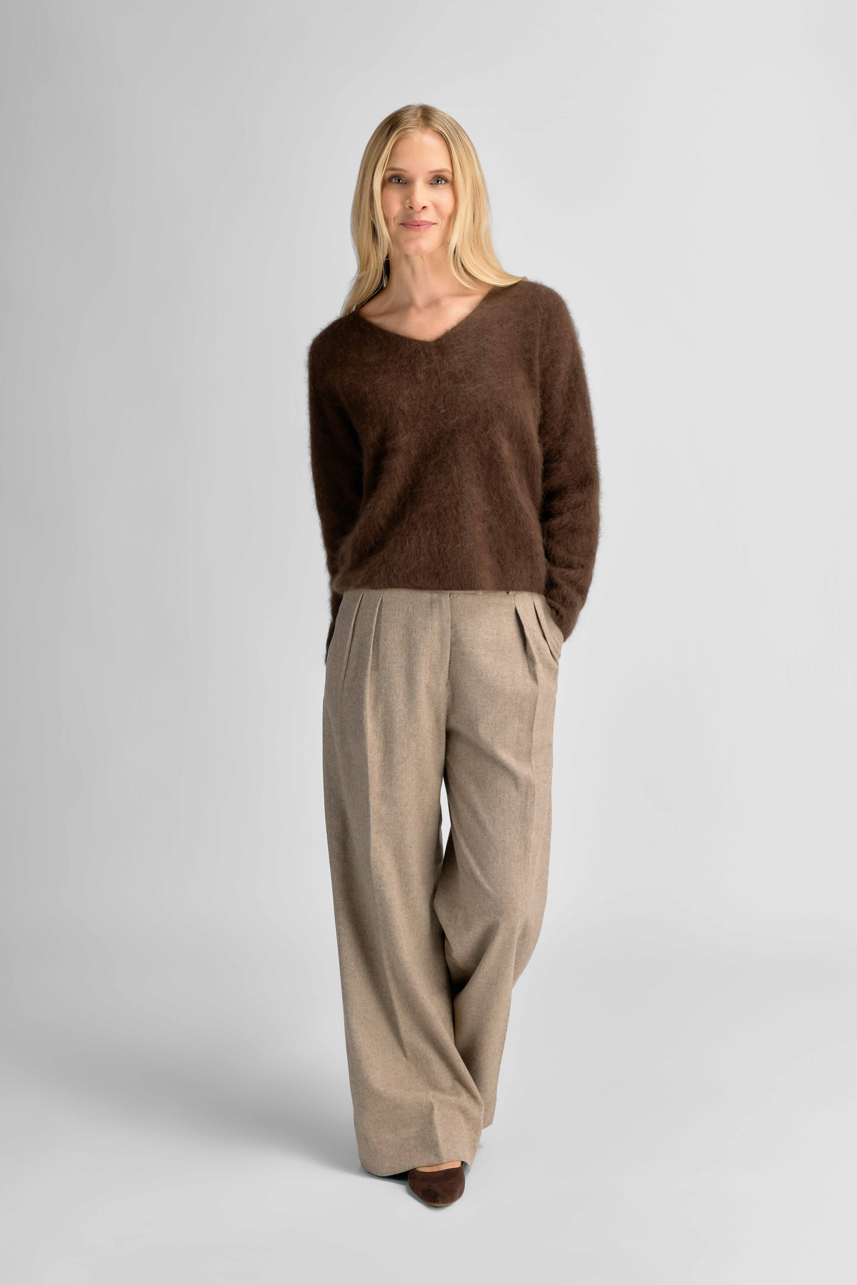 Urban Pioneers Female Sandra Pants PANTS GREY SAND