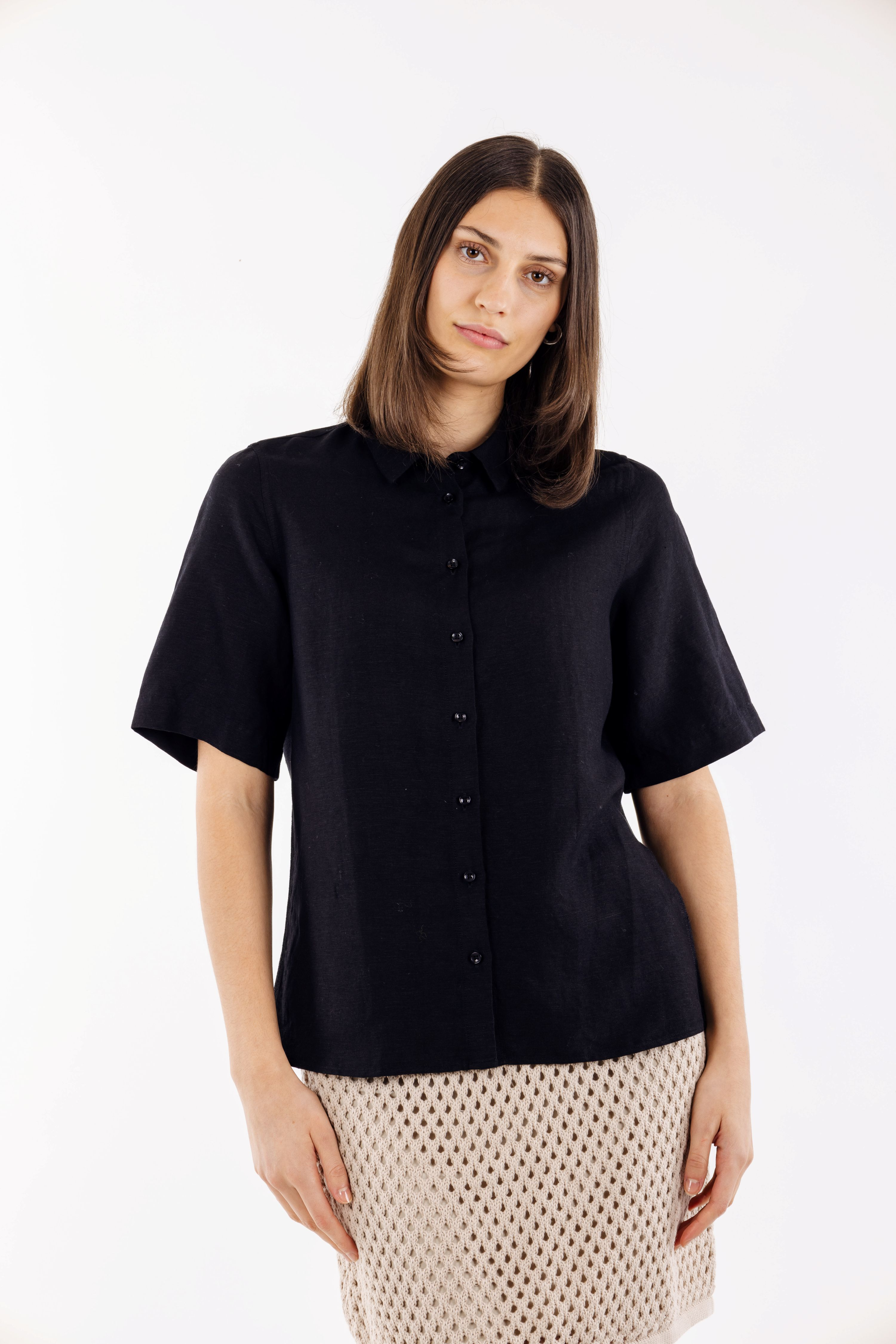 Urban Pioneers Female Sanna Tee T-SHIRT BLACK