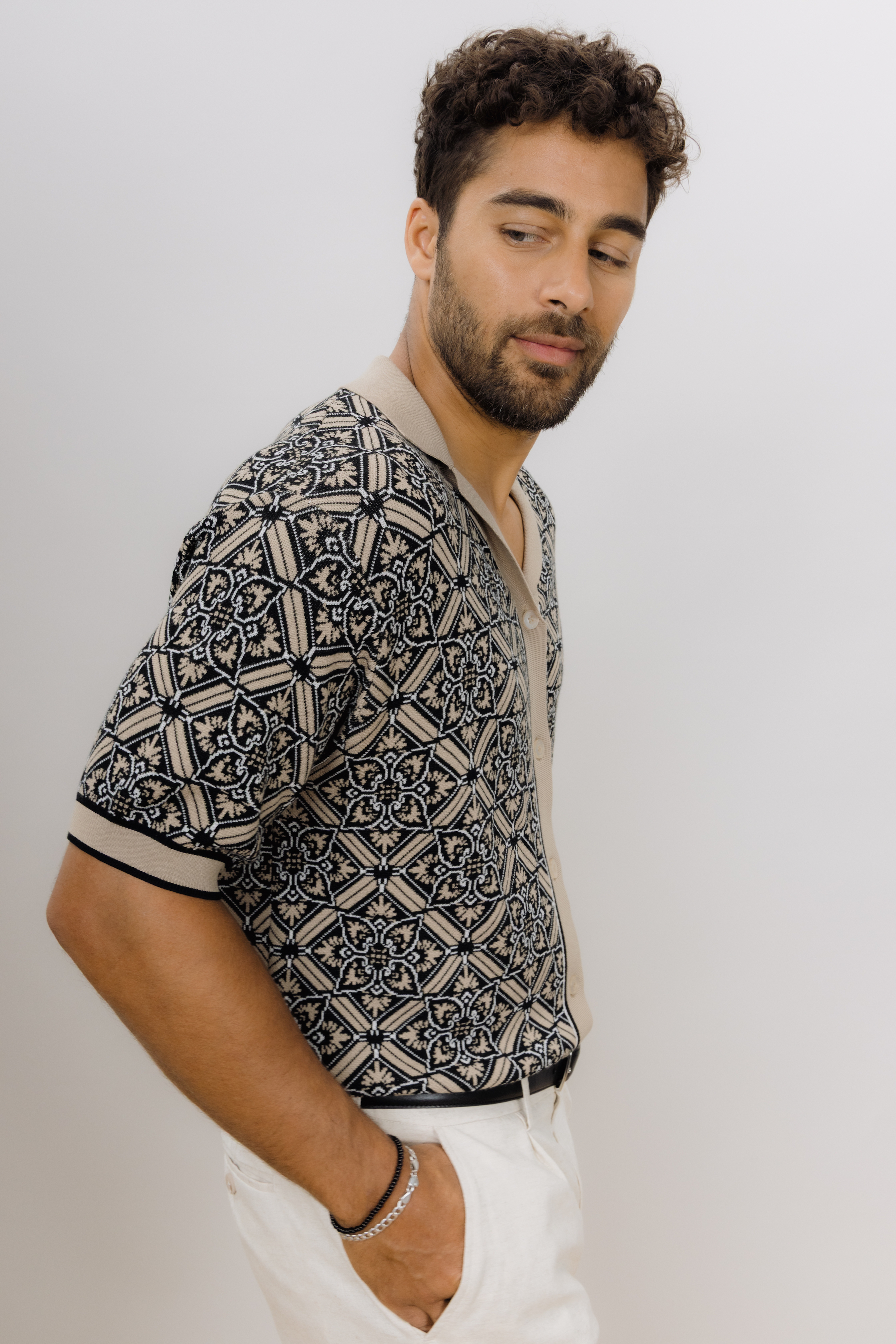 Urban Pioneers Male Silvio SS Shirt SS SHIRT SAND