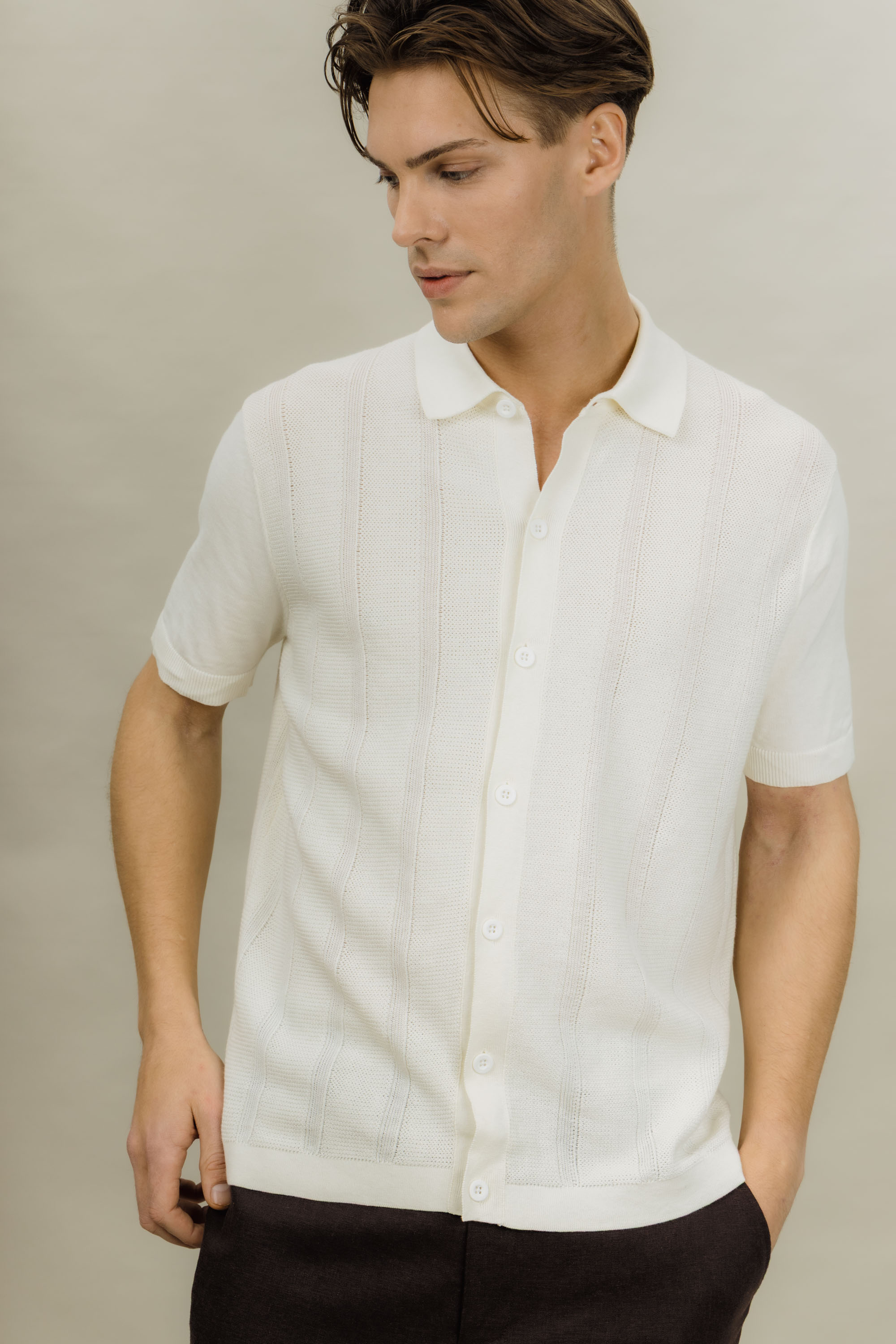 Urban Pioneers Male Vincent SS Shirt SS SHIRT CREAM