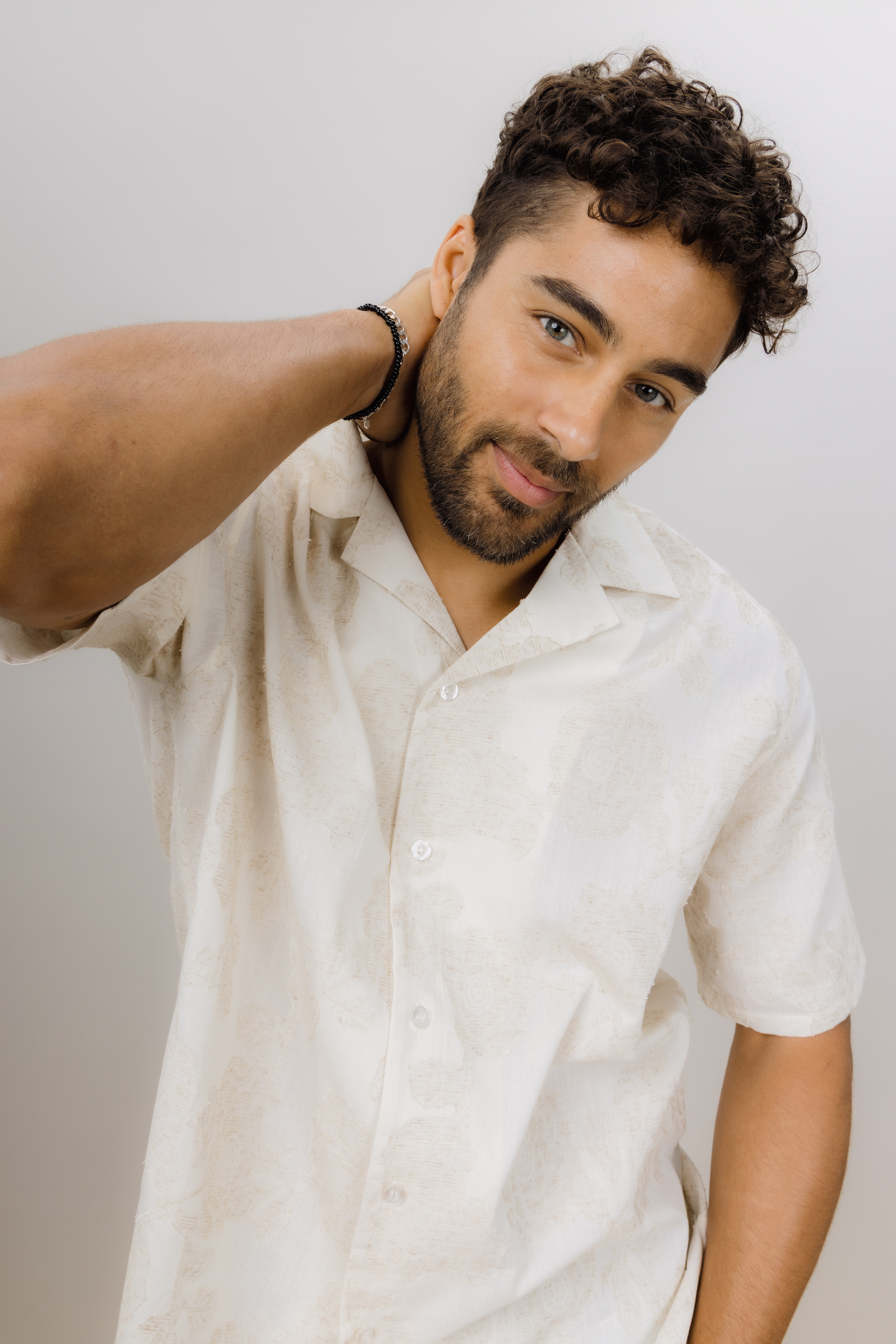 Urban Pioneers Male Wade SS Shirt SS SHIRT LIGHT SAND